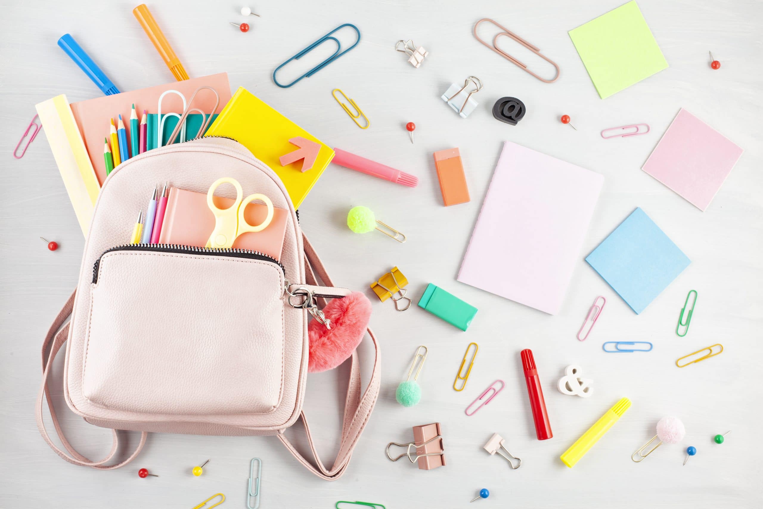 Zoom sur 5 accessoires personnalisés indispensables pour la rentrée des classes