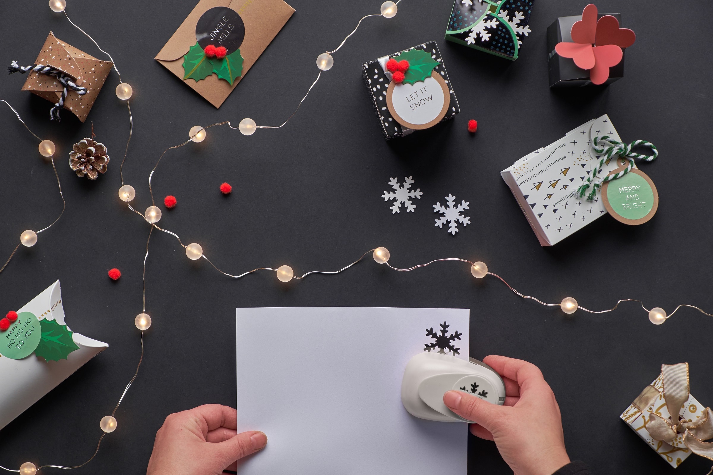 Décorations de noël personnalisées : les 5 cadeaux incontournables